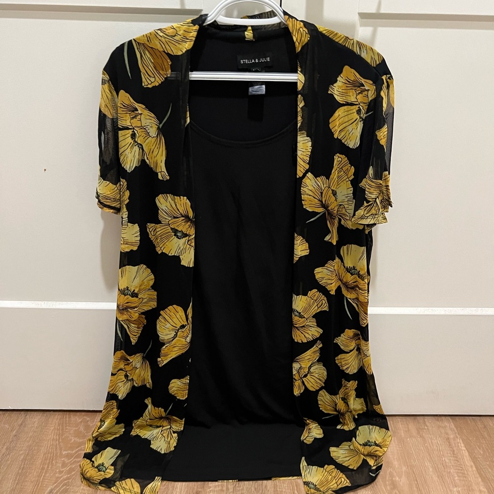 Stella & Julie woman’s shirt size 14W
